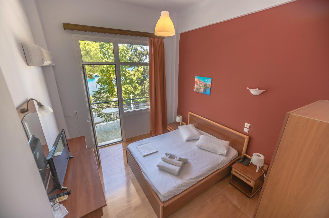 Hotel Akti Loutráki Extérieur photo