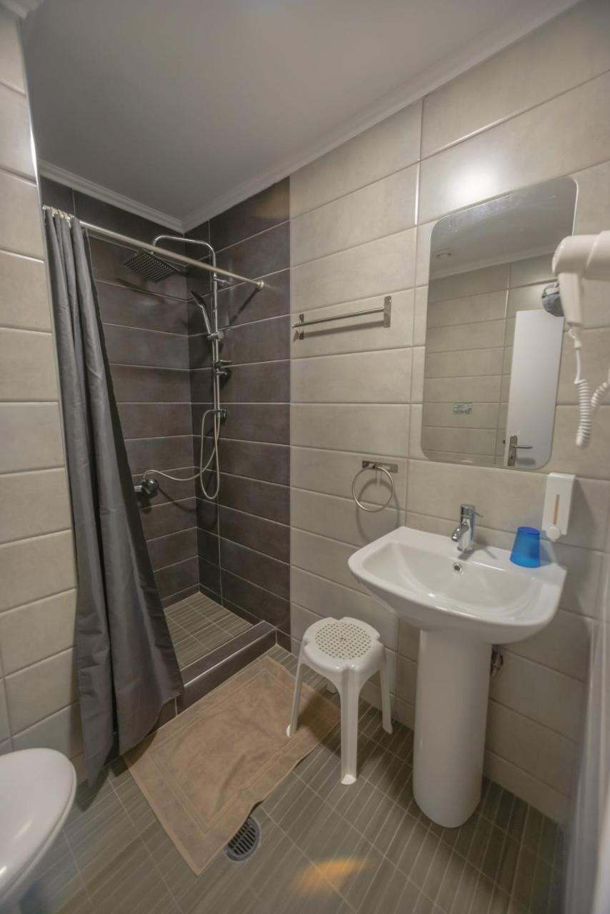 Hotel Akti Loutráki Extérieur photo